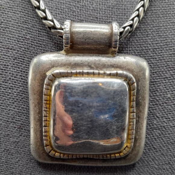 Chico's Silver Tone Pendant Necklace, Twisted Rope Chain, 20 1/2 Inches - Picture 3 of 10